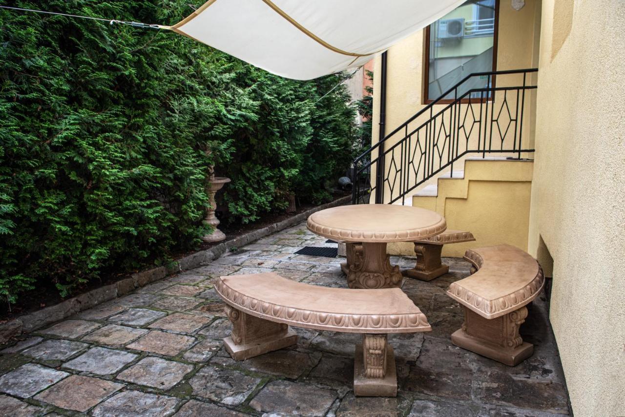 Social Guest House Sofia Exterior photo